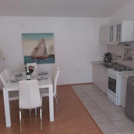 Apartman Sandra *
